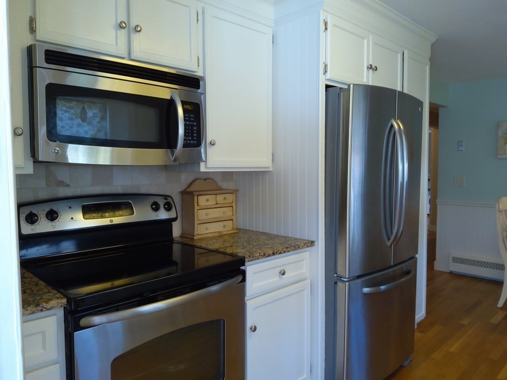 29 Gates Road Shrewsbury, MA 01545 - Photo 12 of 39 Gallery Image 12
