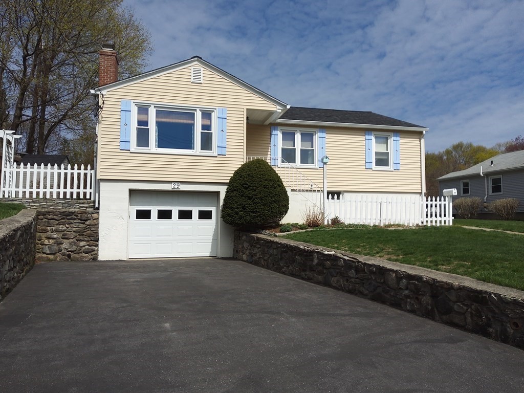 29 Gates Road Shrewsbury, MA 01545 - Photo 2 of 39 Gallery Image 2