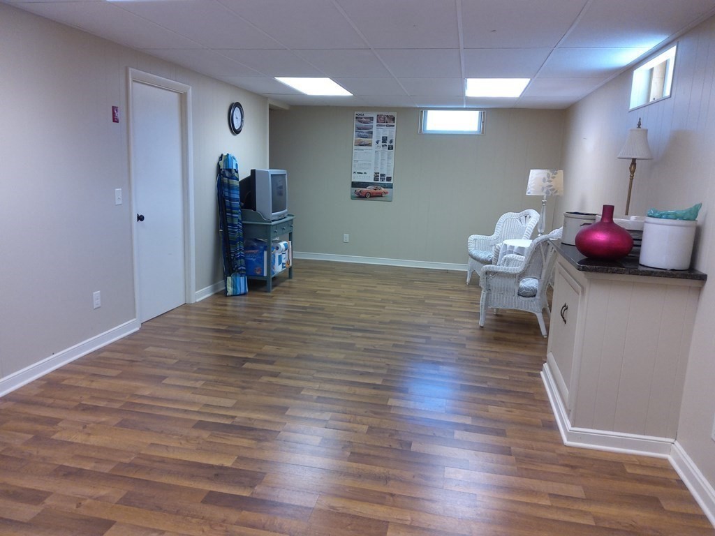 29 Gates Road Shrewsbury, MA 01545 - Photo 28 of 39 Gallery Image 28