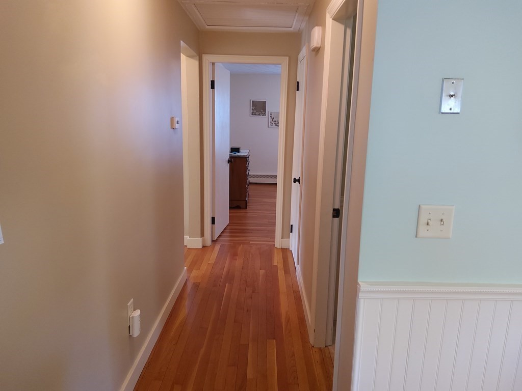 29 Gates Road Shrewsbury, MA 01545 - Photo 6 of 39 Gallery Image 6