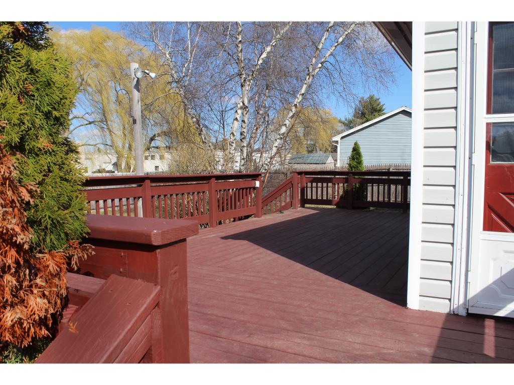 77 Pine Hill Road Nashua, NH 03063 - Photo 6 of 10 Gallery Image 6