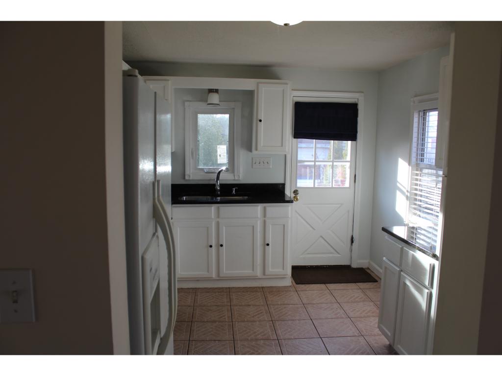 77 Pine Hill Road Nashua, NH 03063 - Photo 7 of 10 Gallery Image 7