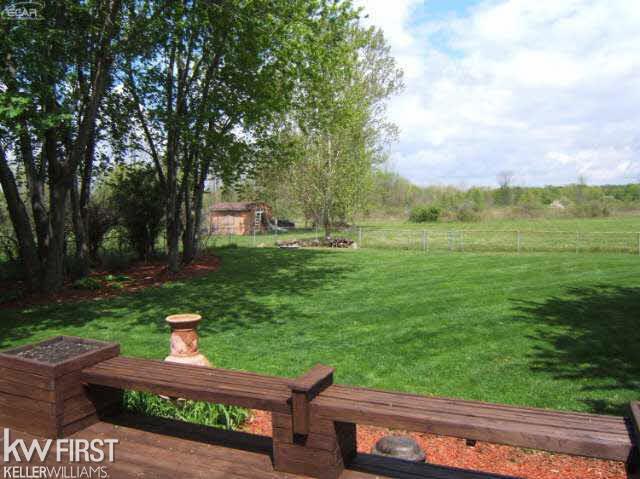 9370 Reid Road Swartz Creek, MI 48473 - Photo 8 of 25 21134303-7.JPG
