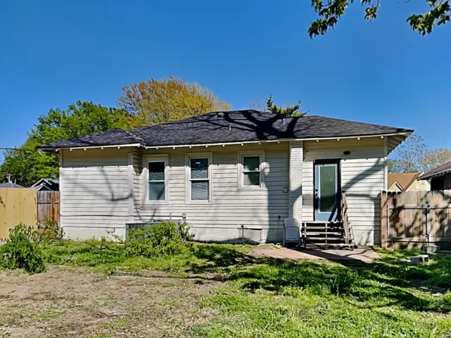 $1,199 | 815 North Watkins Street, Memphis, TN 38107