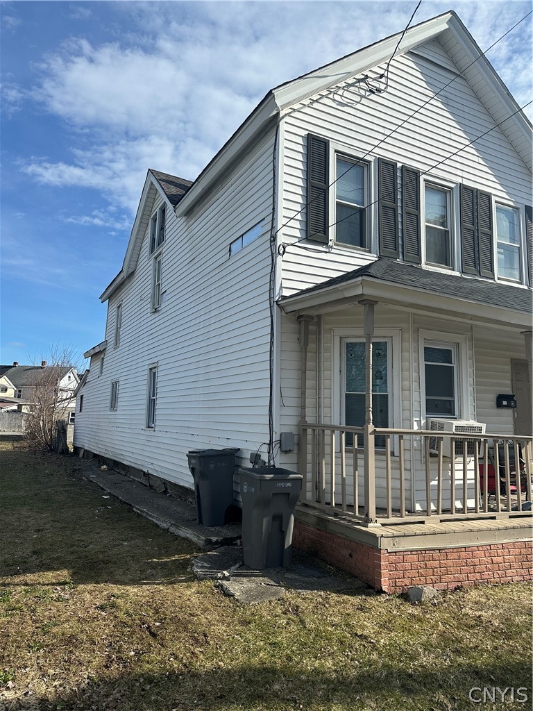 409 South James Street Rome, NY 13440 - Photo 2 of 19