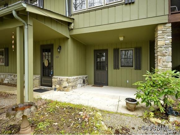 165 Liberty Road Waynesville, NC 28785 - Photo 2 of 19