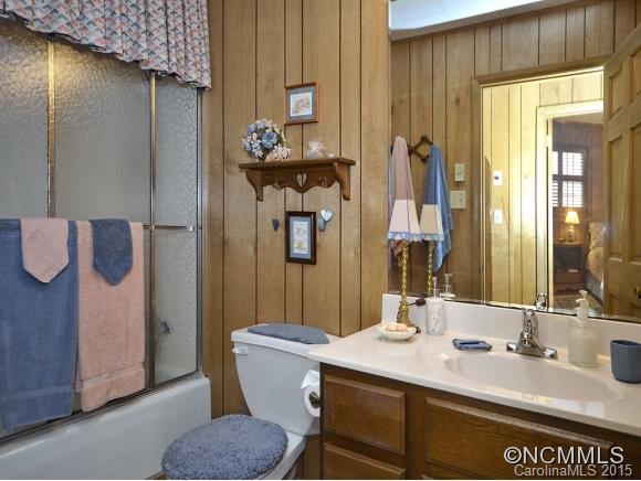 165 Liberty Road Waynesville, NC 28785 - Photo 11 of 19