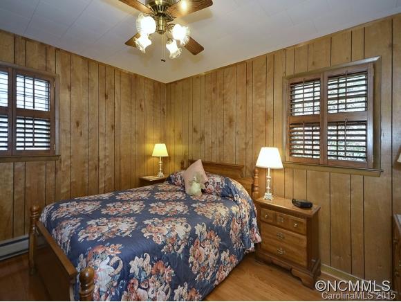 165 Liberty Road Waynesville, NC 28785 - Photo 12 of 19