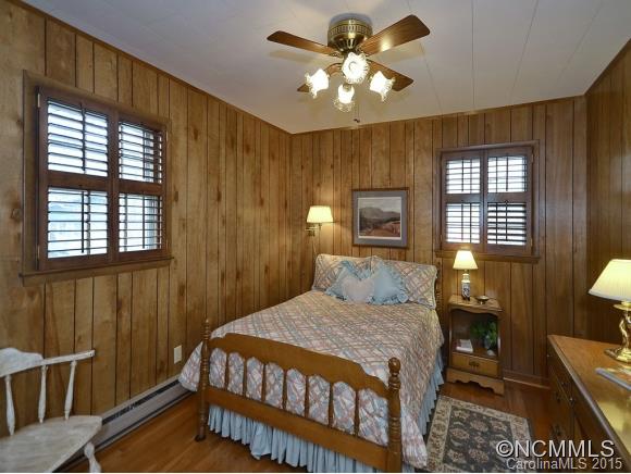 165 Liberty Road Waynesville, NC 28785 - Photo 10 of 19