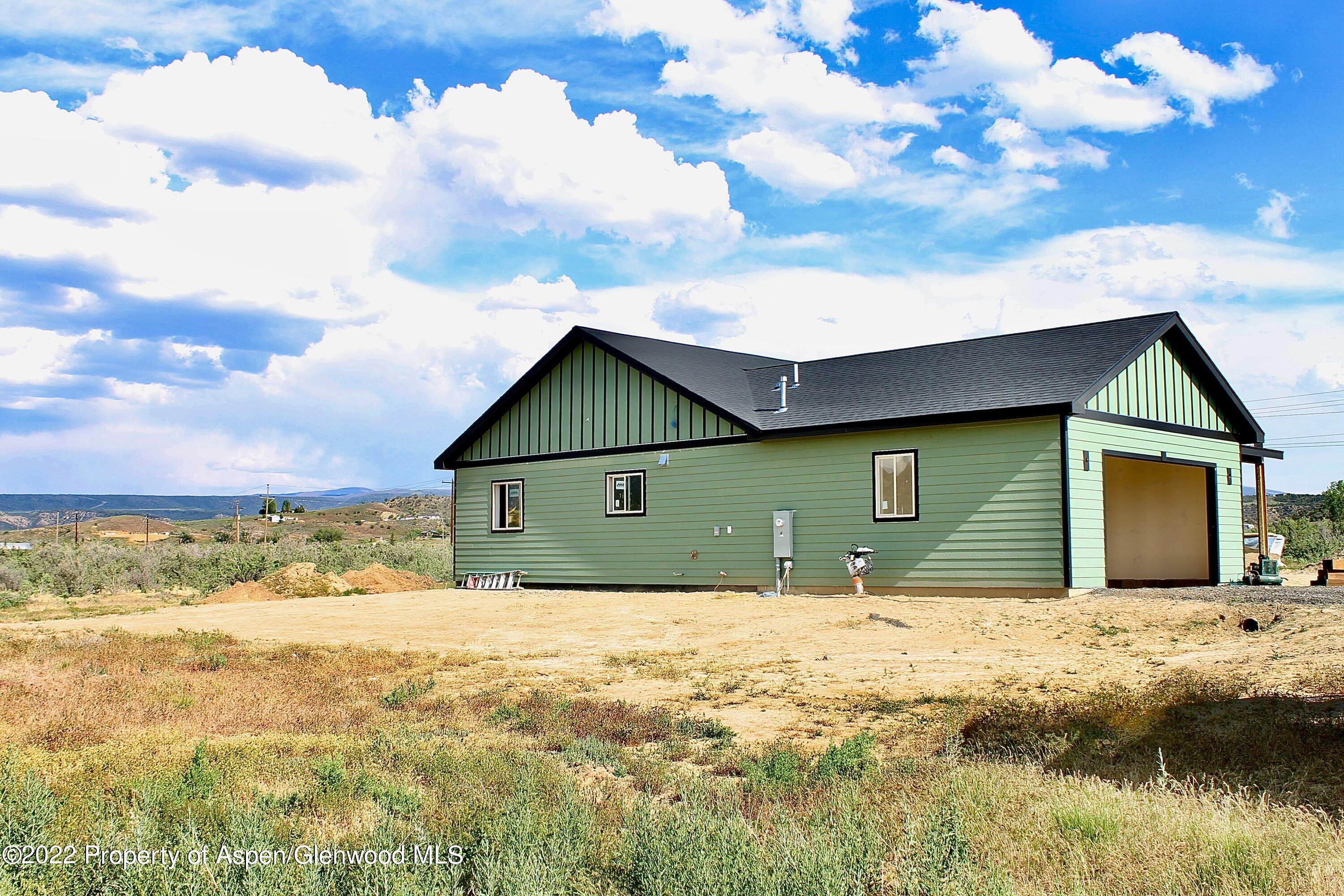 6757 Co Road Silt, CO 81652 - Photo 3 of 7 IMG_4685