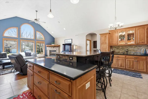 $629,000 | 429 South Pine Grove Lane, Hortonville, WI 54944