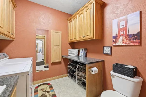 $629,000 | 429 South Pine Grove Lane, Hortonville, WI 54944