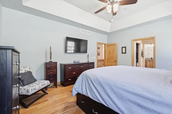 $629,000 | 429 South Pine Grove Lane, Hortonville, WI 54944