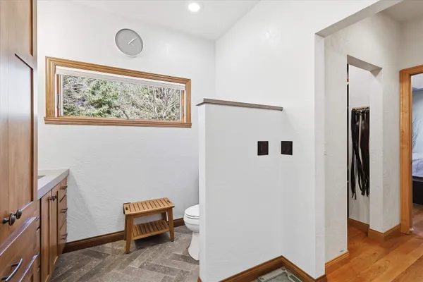 $629,000 | 429 South Pine Grove Lane, Hortonville, WI 54944