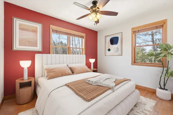 $629,000 | 429 South Pine Grove Lane, Hortonville, WI 54944