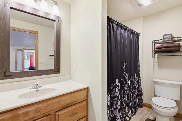 $629,000 | 429 South Pine Grove Lane, Hortonville, WI 54944