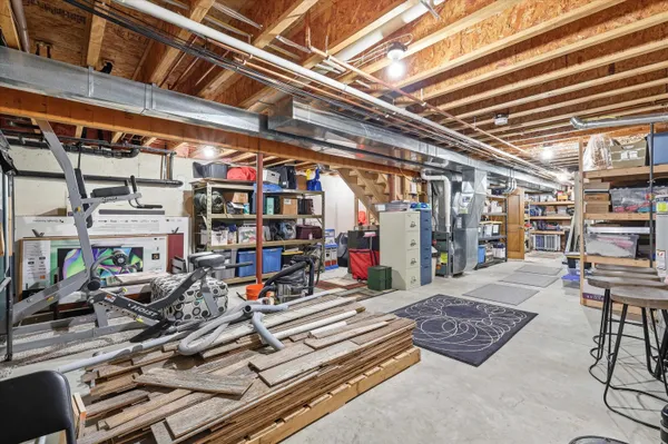 $629,000 | 429 South Pine Grove Lane, Hortonville, WI 54944