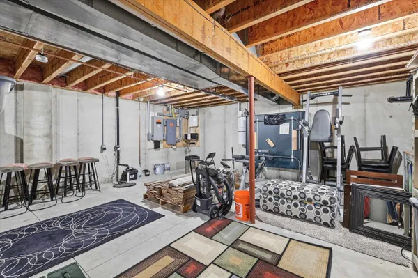 $629,000 | 429 South Pine Grove Lane, Hortonville, WI 54944