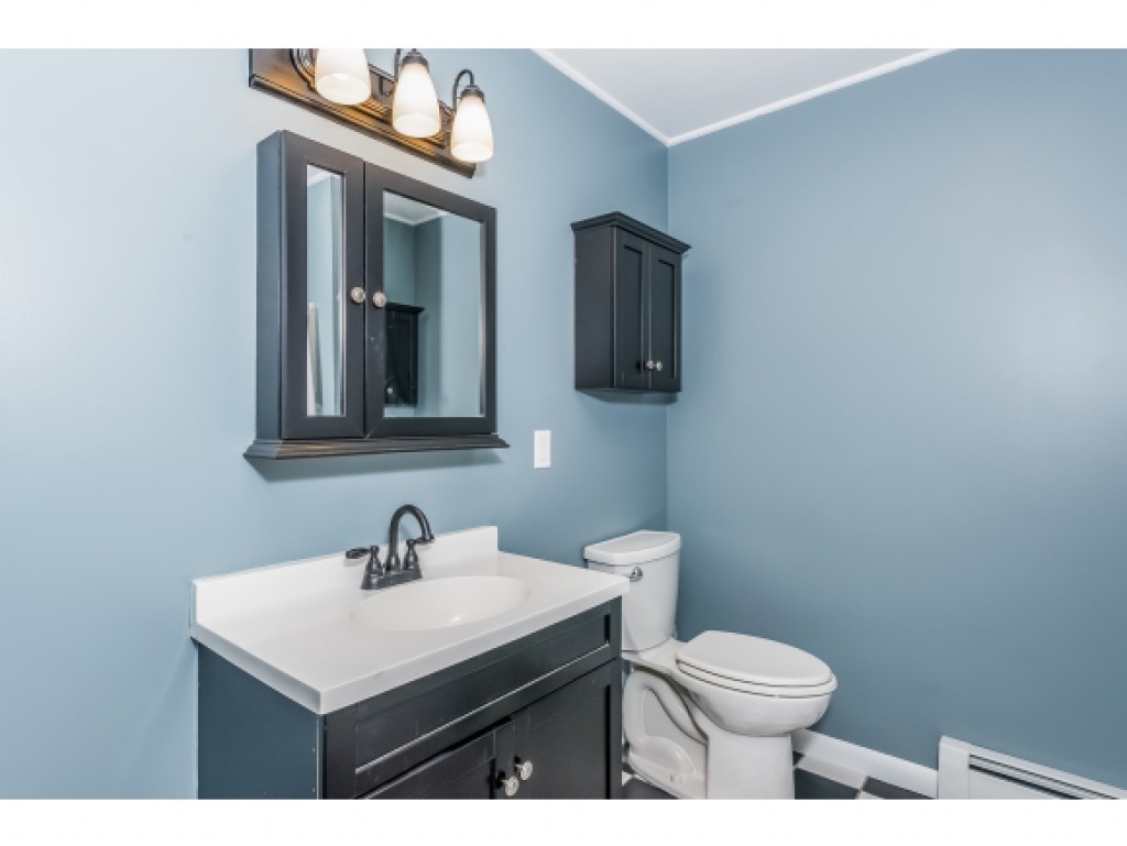552 Clough Hill Road Loudon, NH 03307 - Photo 19 of 36 Gallery Image 19