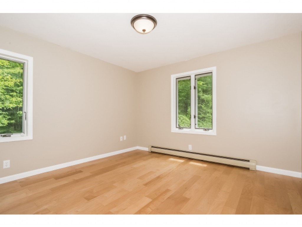 552 Clough Hill Road Loudon, NH 03307 - Photo 20 of 36 Gallery Image 20