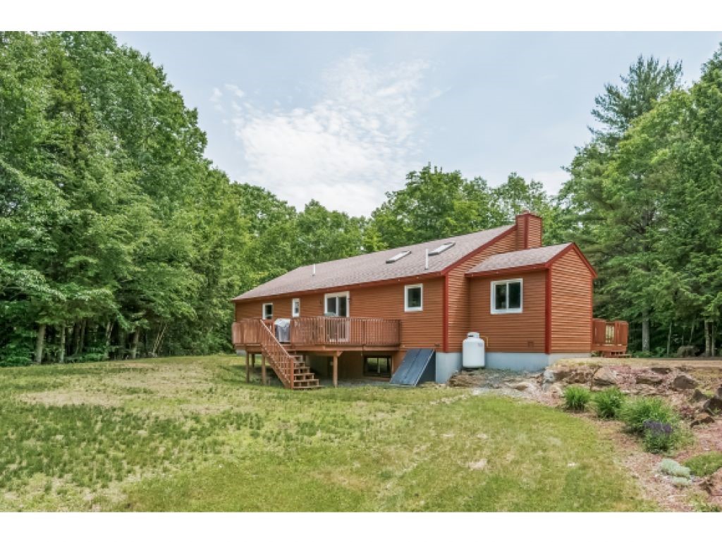 552 Clough Hill Road Loudon, NH 03307 - Photo 28 of 36 Gallery Image 28
