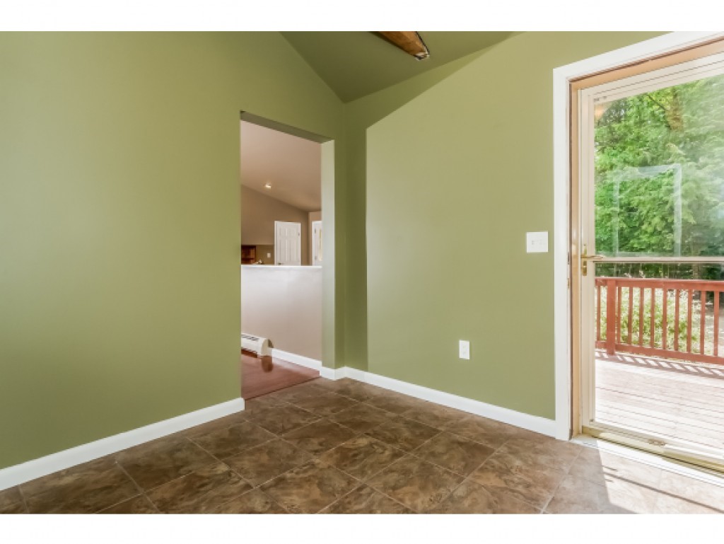 552 Clough Hill Road Loudon, NH 03307 - Photo 9 of 36 Gallery Image 9