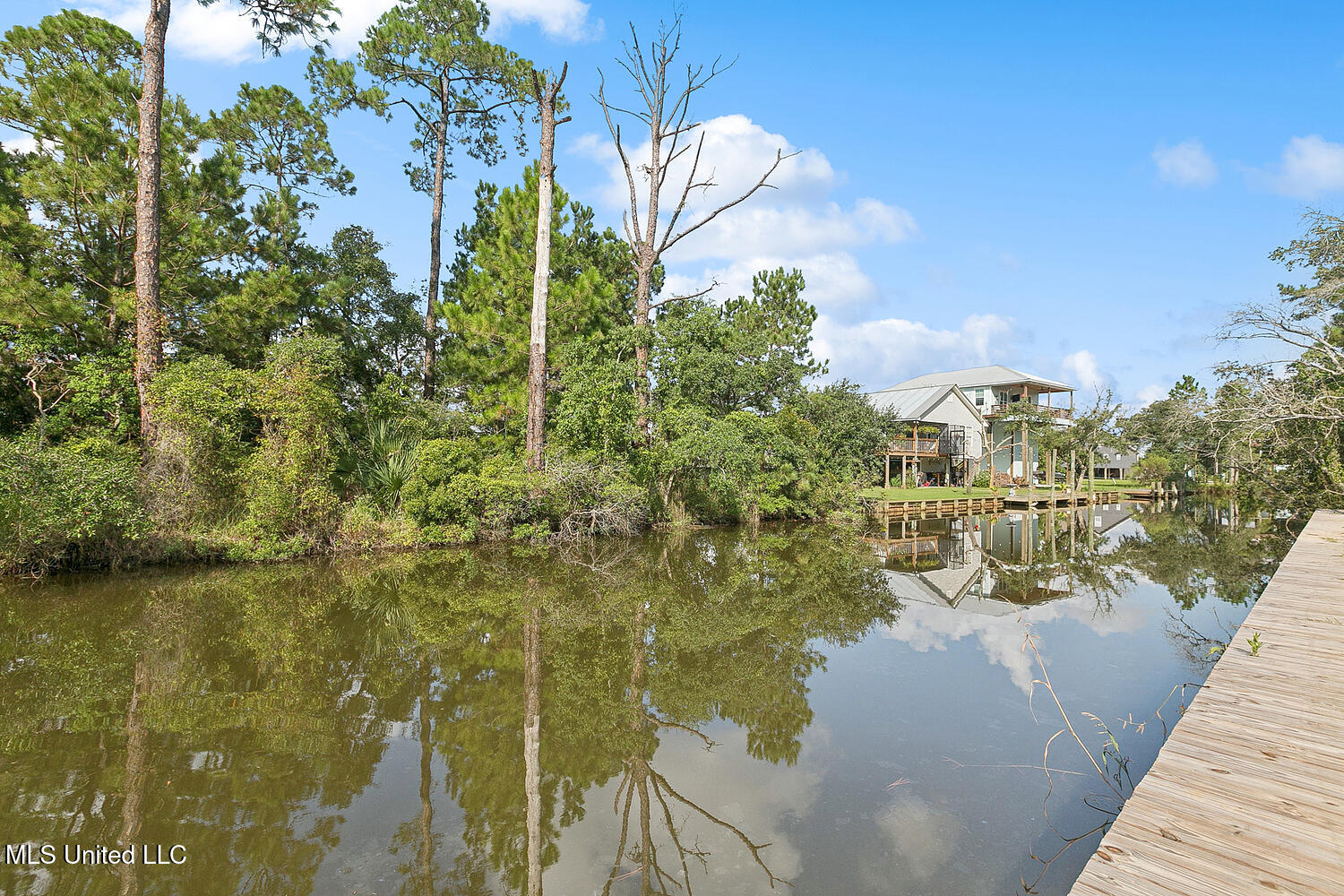 5019 Colorado Street Bay St. Louis, MS 39520 - Photo 19 of 21 Bulkhead