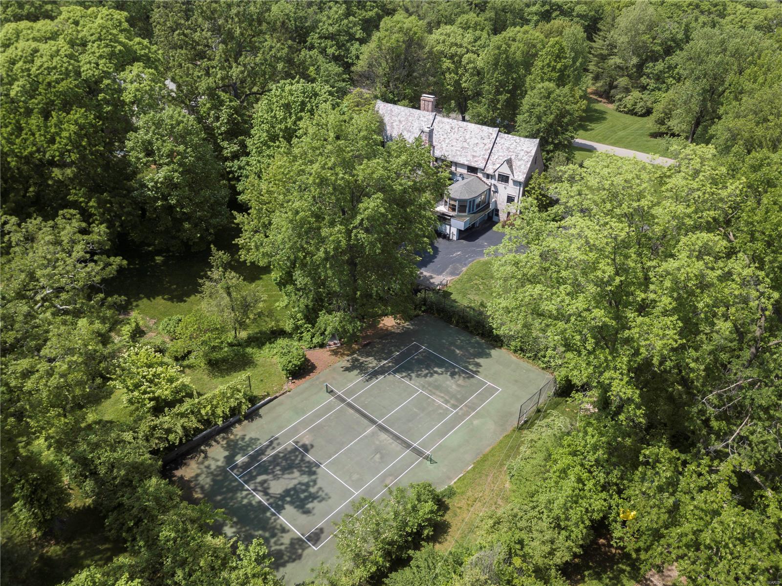 2 Dromara Road St. Louis, MO 63124 - Photo 26 of 29