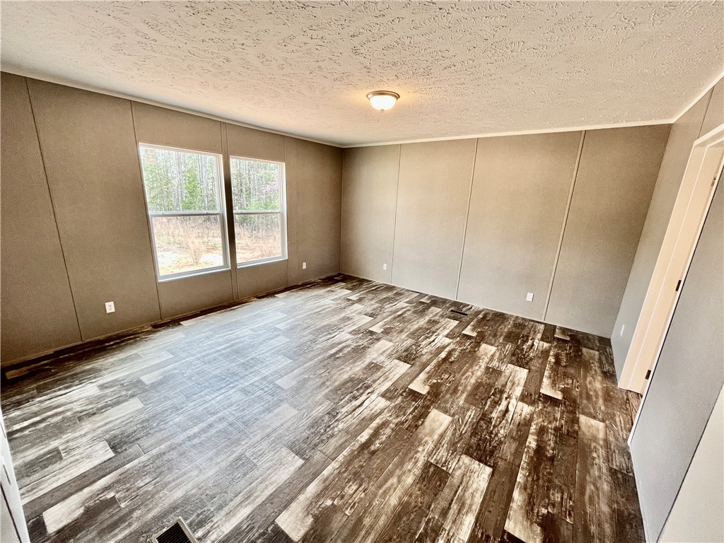296 Shrine Club Road Waterloo, SC 29384 - Photo 13 of 27 Owner's Suite
