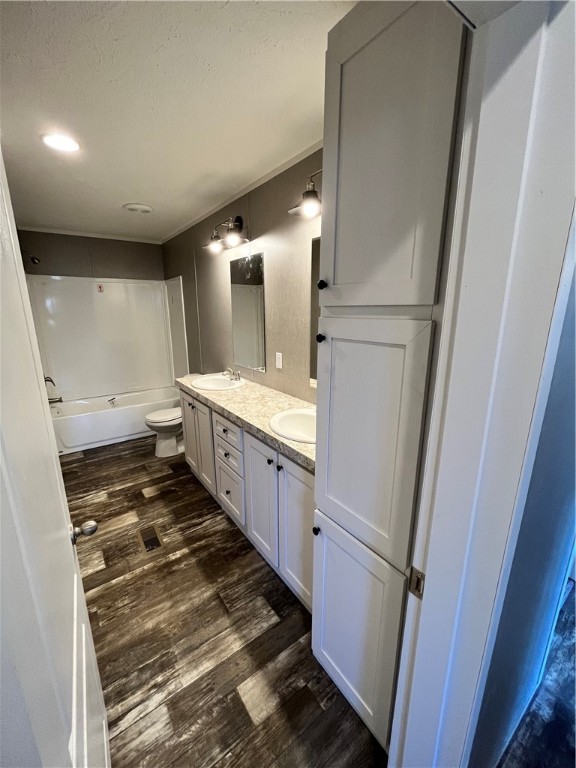 296 Shrine Club Road Waterloo, SC 29384 - Photo 20 of 27 Hall Bath