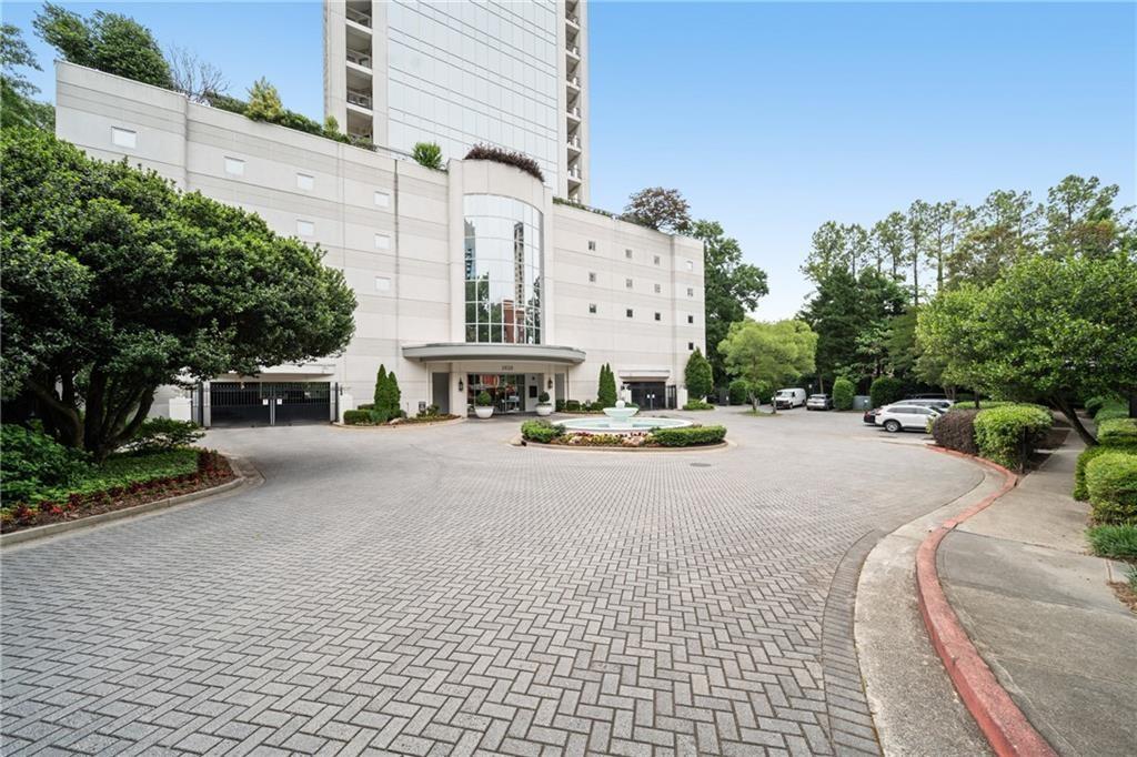 2828 Peachtree Road Northwest, Unit 1204 Atlanta, GA 30305 - Photo 38 of 48