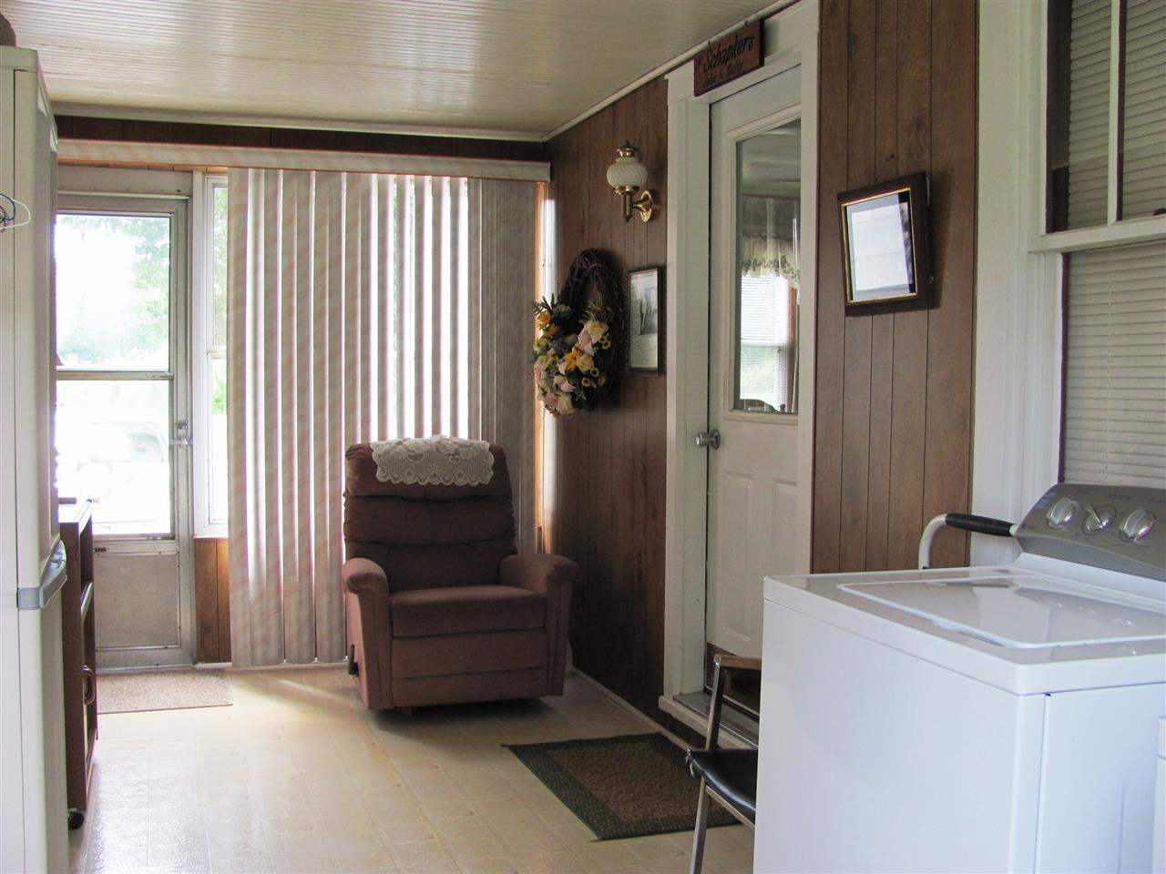 60 South Eickhoff Road Evansville, IN 47712 - Photo 11 of 28 Gallery Image 11