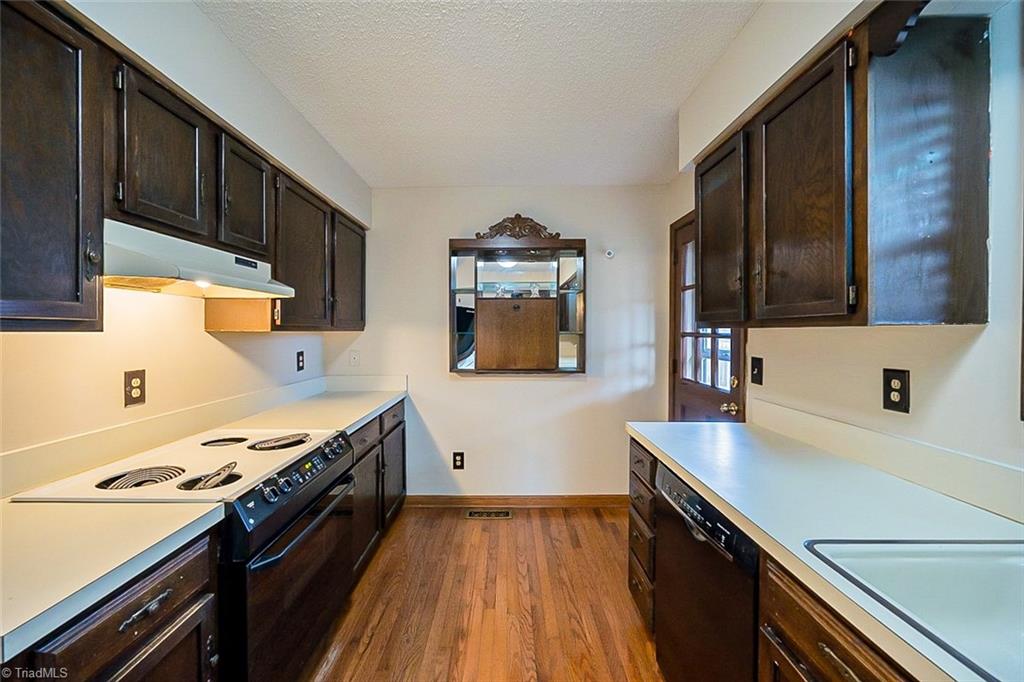 4404 Cooper Road Winston-Salem, NC 27127 - Photo 8 of 23 Gallery Image 8