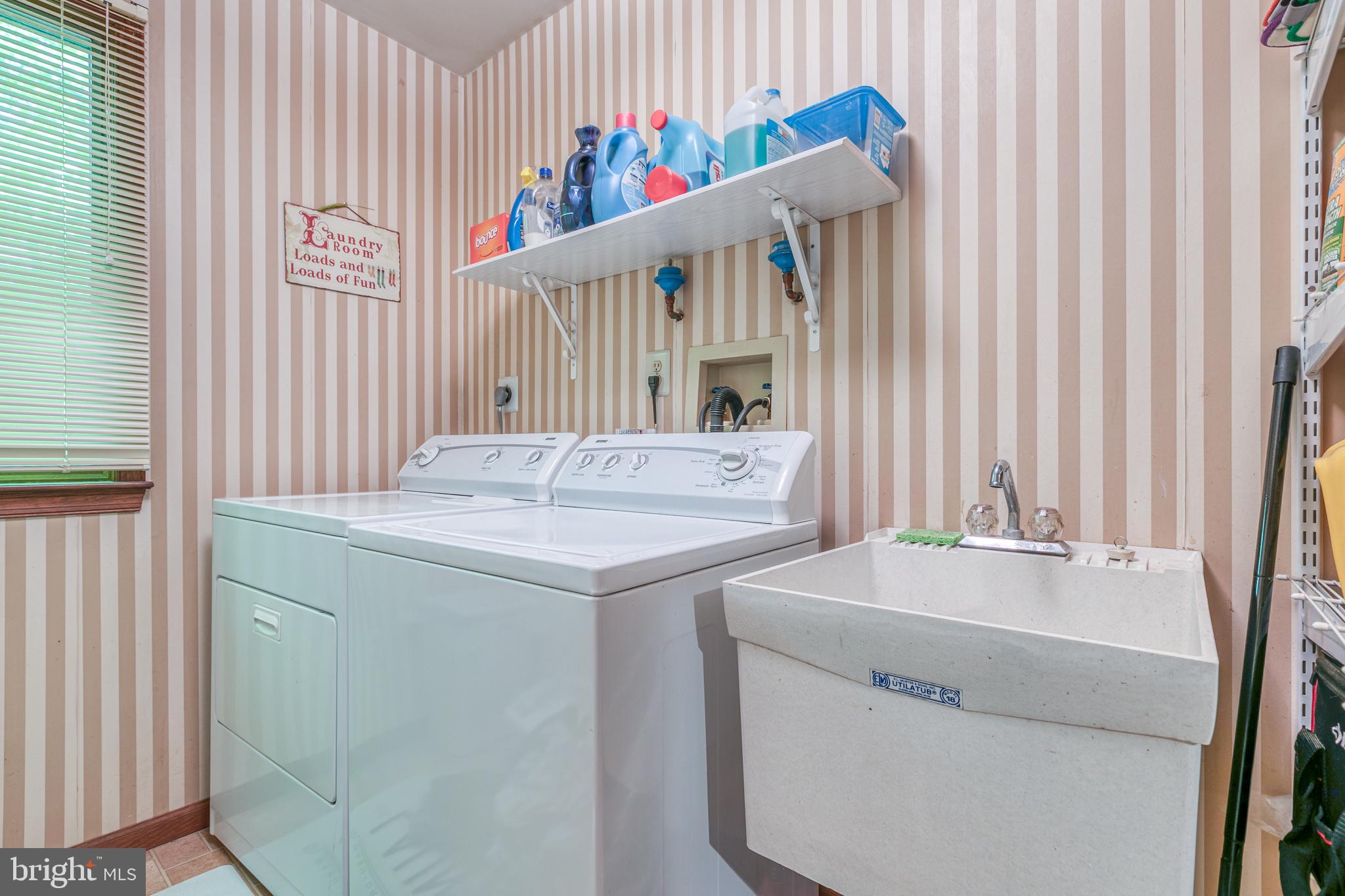 711 Bridgeview Road Feasterville-Trevose, PA 19053 - Photo 28 of 43 Laundry on 1st level