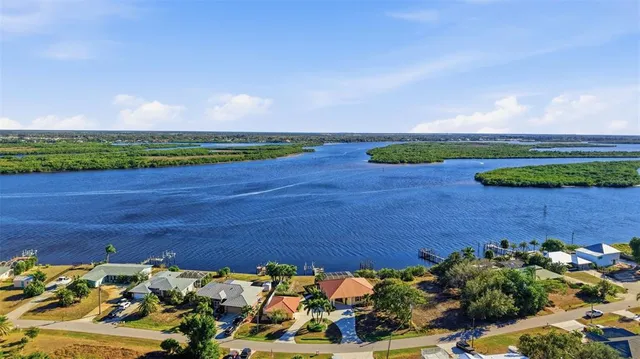 $775,000 | 3260 Peace River Drive, Punta Gorda, FL 33983