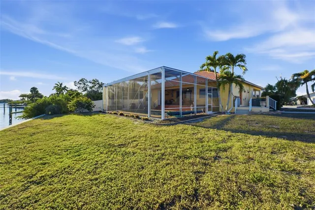 $775,000 | 3260 Peace River Drive, Punta Gorda, FL 33983