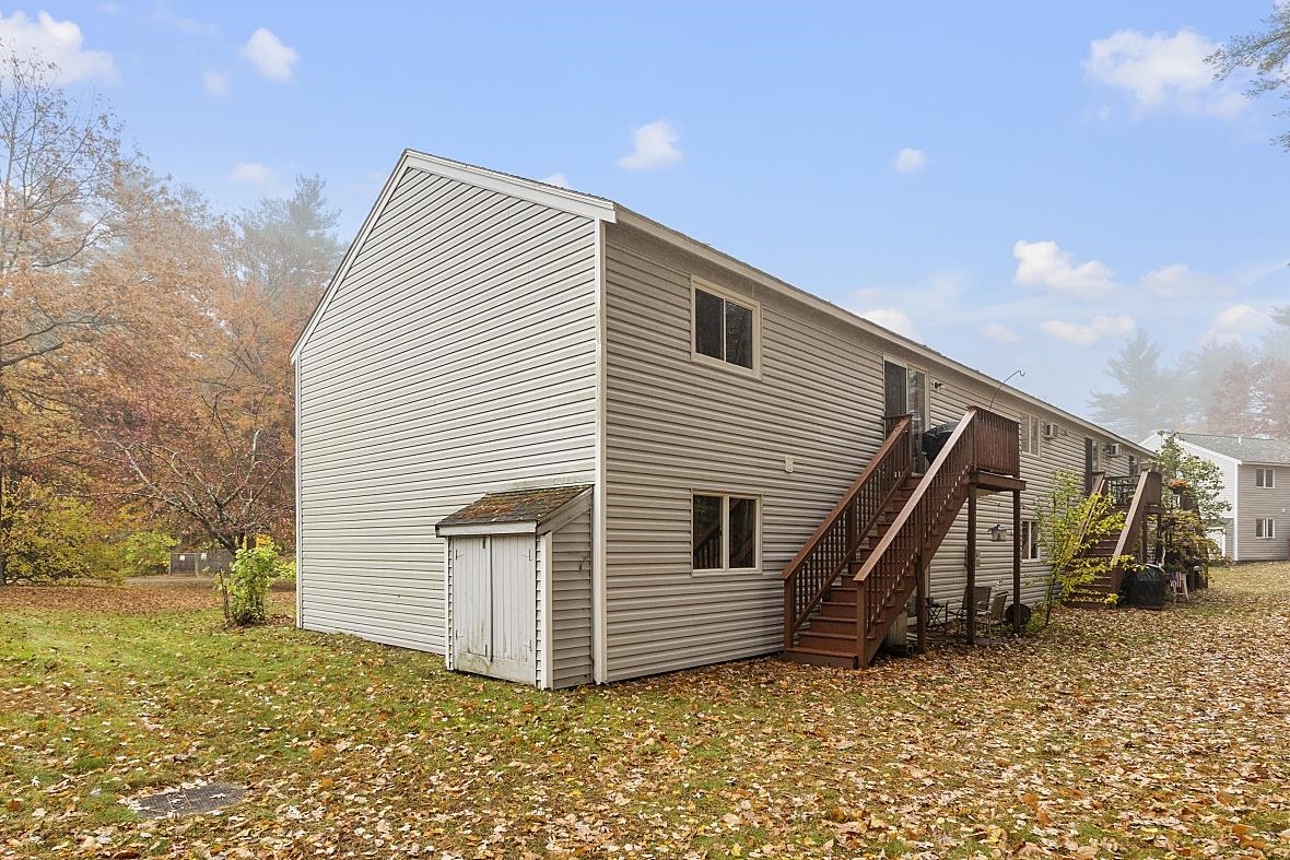 23 Old Stagecoach Road, Unit 12 Epping, NH 03042 - Photo 4 of 30