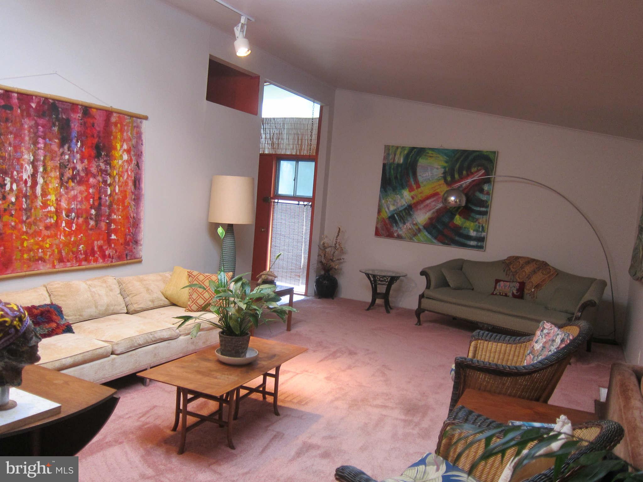 8402 Winands Road Baltimore, MD 21208 - Photo 4 of 20 Living Room