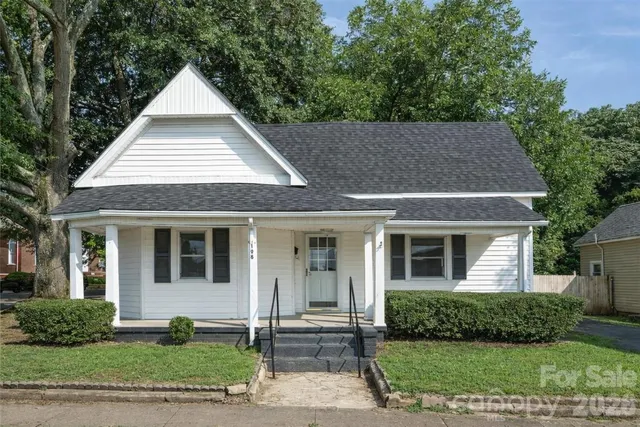 $225,000 | 198 Buffalo Avenue Northwest, Concord, NC 28025