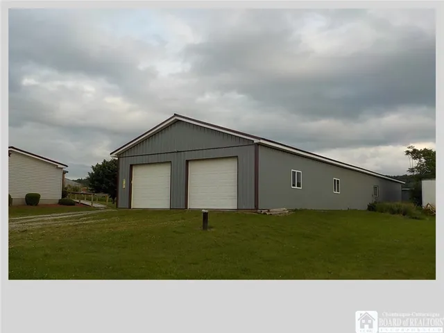 $250,000 | 10687 Carris Road, Ripley, NY 14775