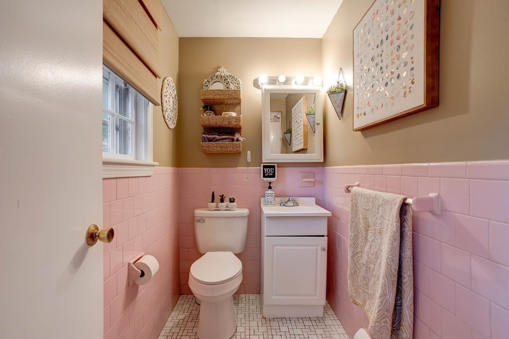 33 Ames Avenue Lexington, MA 02421 - Photo 18 of 38 Gallery Image 18