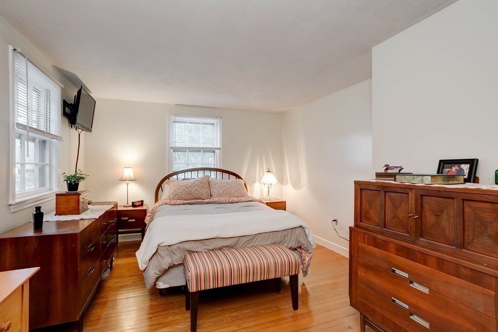 33 Ames Avenue Lexington, MA 02421 - Photo 19 of 38 Gallery Image 19