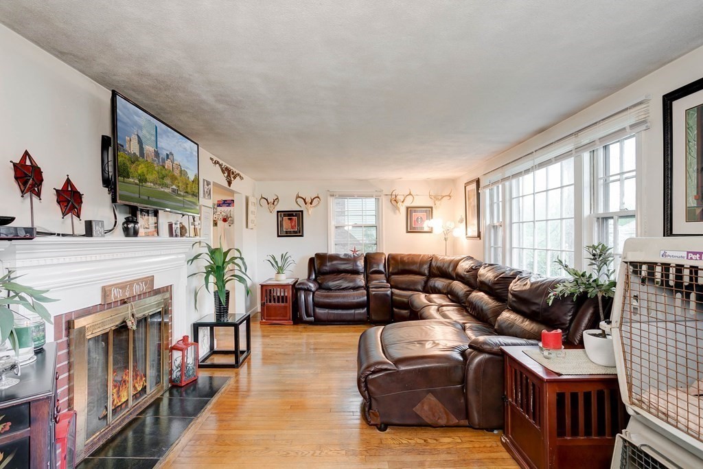33 Ames Avenue Lexington, MA 02421 - Photo 7 of 38 Gallery Image 7