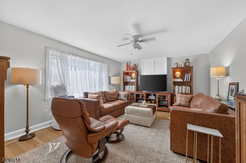 4 Lingert Avenue Clinton, NJ 08809 - Photo 5 of 43