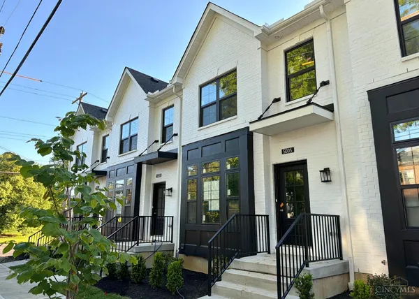$496,800 | 5005 Anderson Place, Unit 6, Cincinnati, OH 45227
