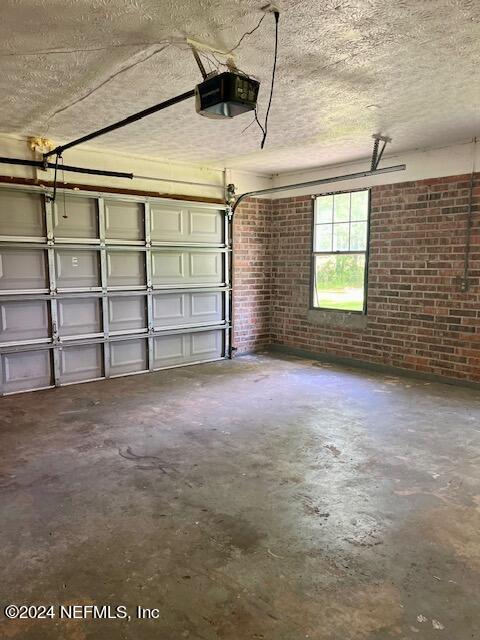 7270 Exline Road Jacksonville, FL 32222 - Photo 13 of 16 Garage