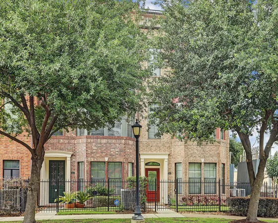 $3,000 | 2110 Shearn Street, Unit 20A, Houston, TX 77007
