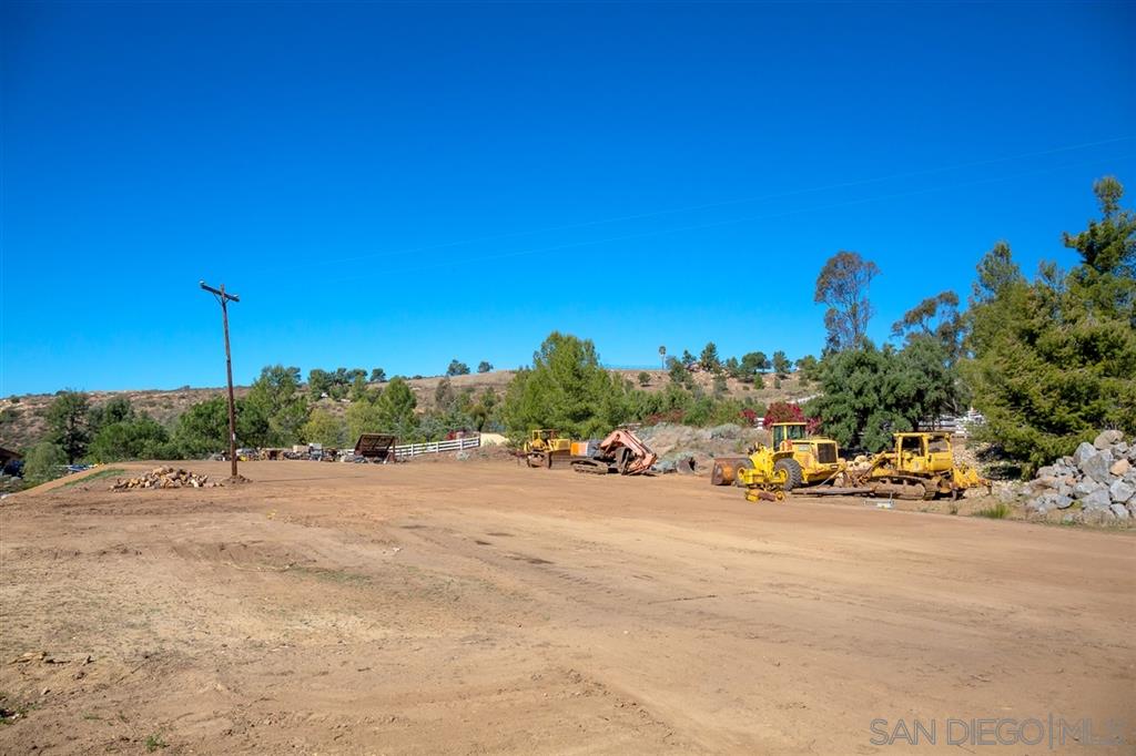 13887 Millards Ranch Lane Poway, CA 92064 - Photo 6 of 22