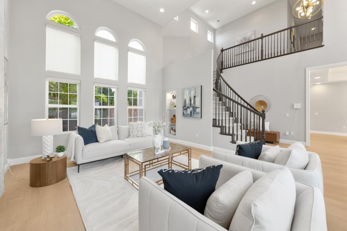 1173 Elysian Place San Jose, CA 95125 - Photo 7 of 60 a living room with furniture and a potted plant