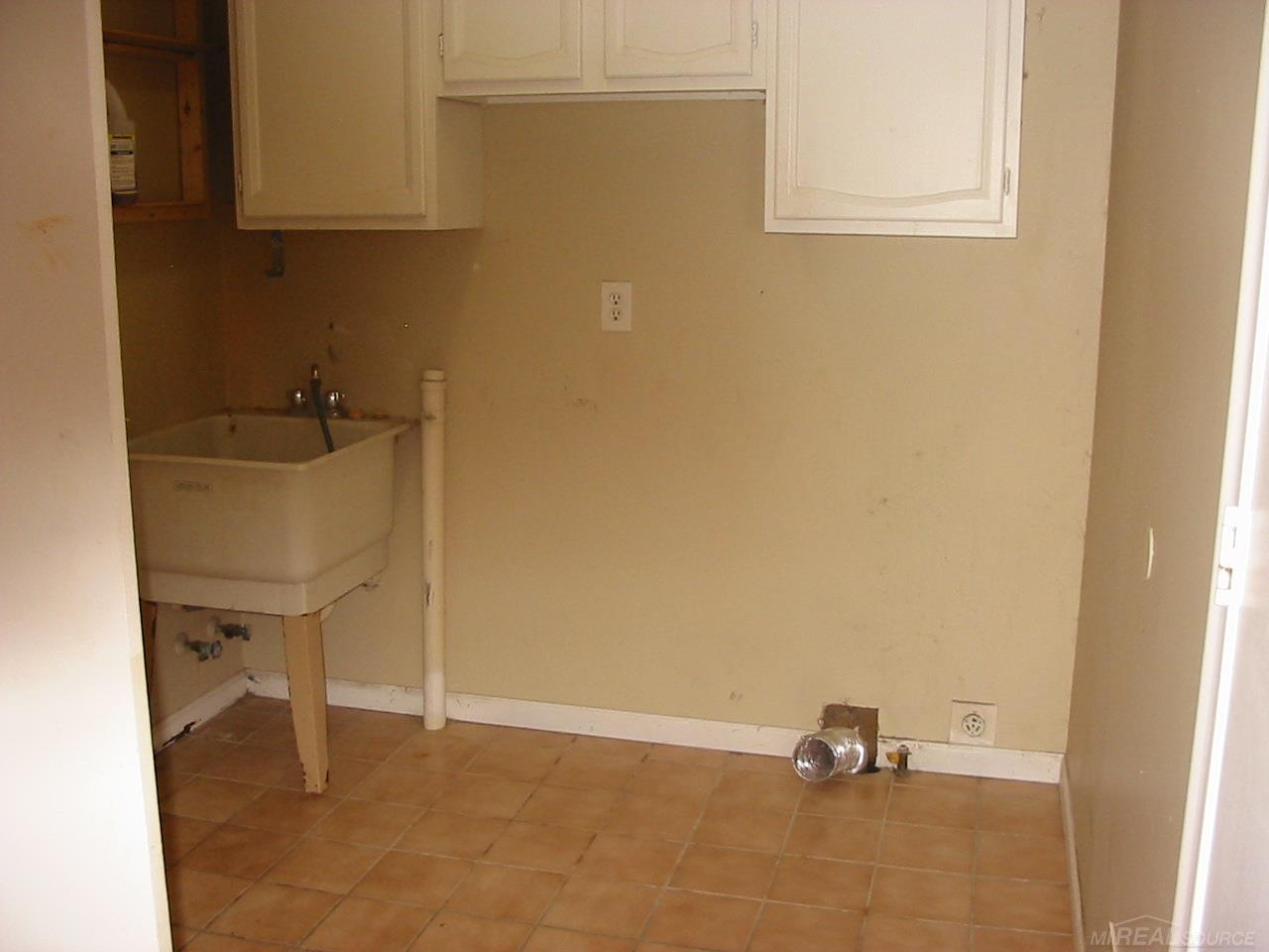 61561 North Ridge Trail Washington, MI 48094 - Photo 11 of 19